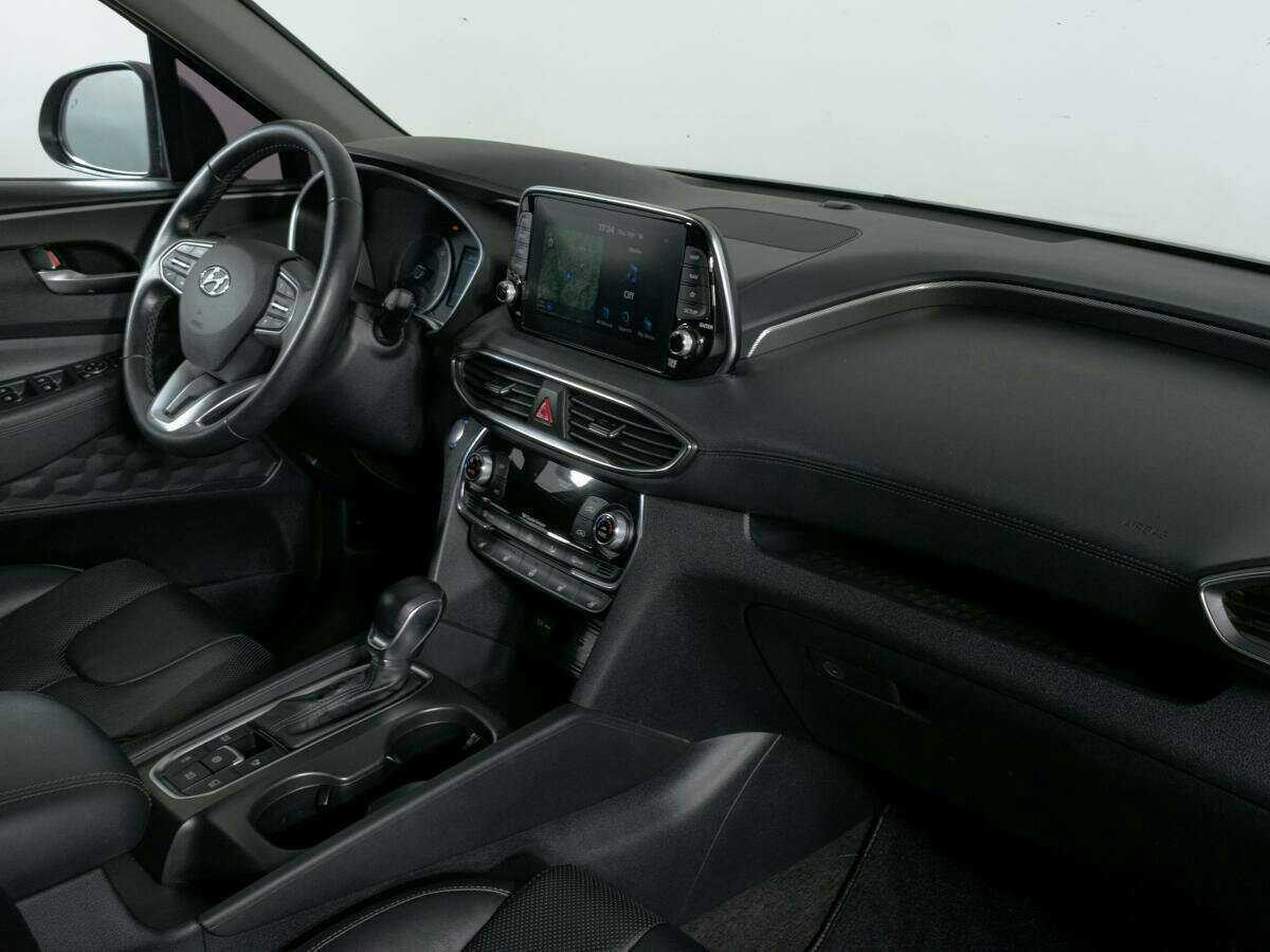 Hyundai Santa Fe 2019 года с пробегом. Фото: #6