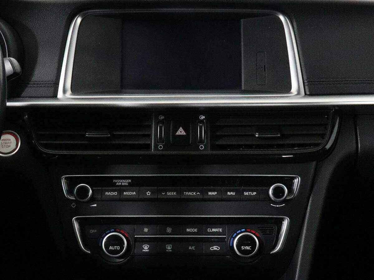 Б/У Киа Оптима 2018 года. Фото: #10