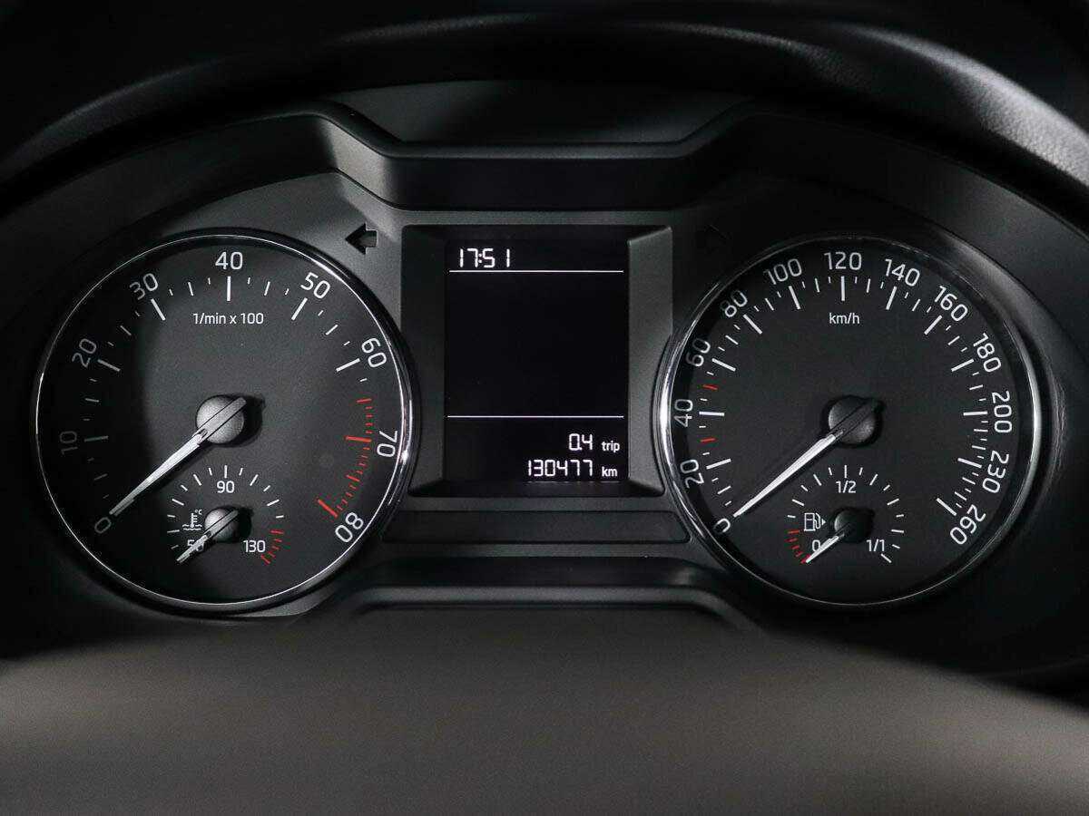 Б/У Шкода Октавия 2016 года. Фото: #8