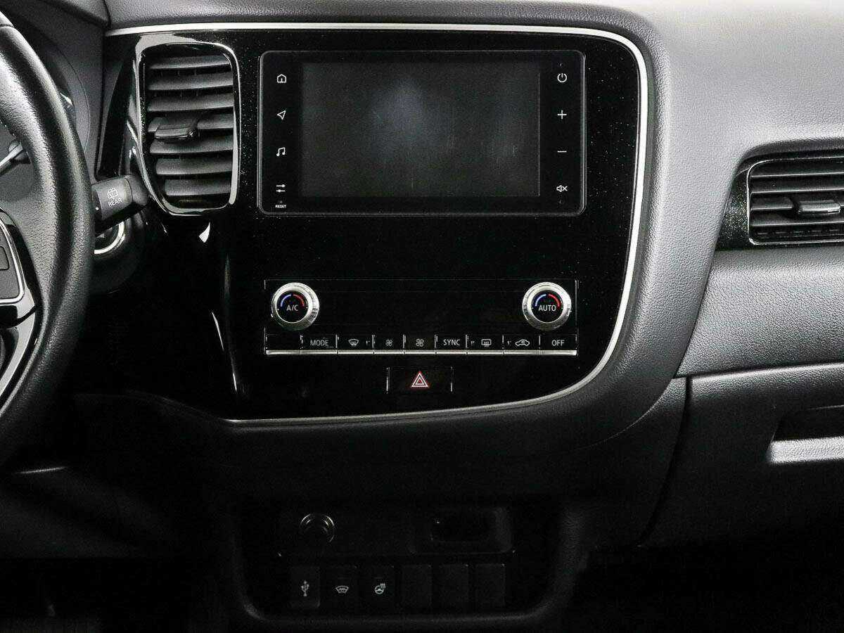 Mitsubishi Outlander 2021 года с пробегом. Фото: #9