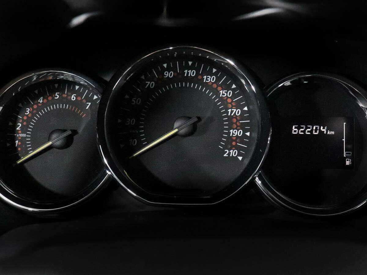 Б/У Рено Логан 2020 года. Фото: #7