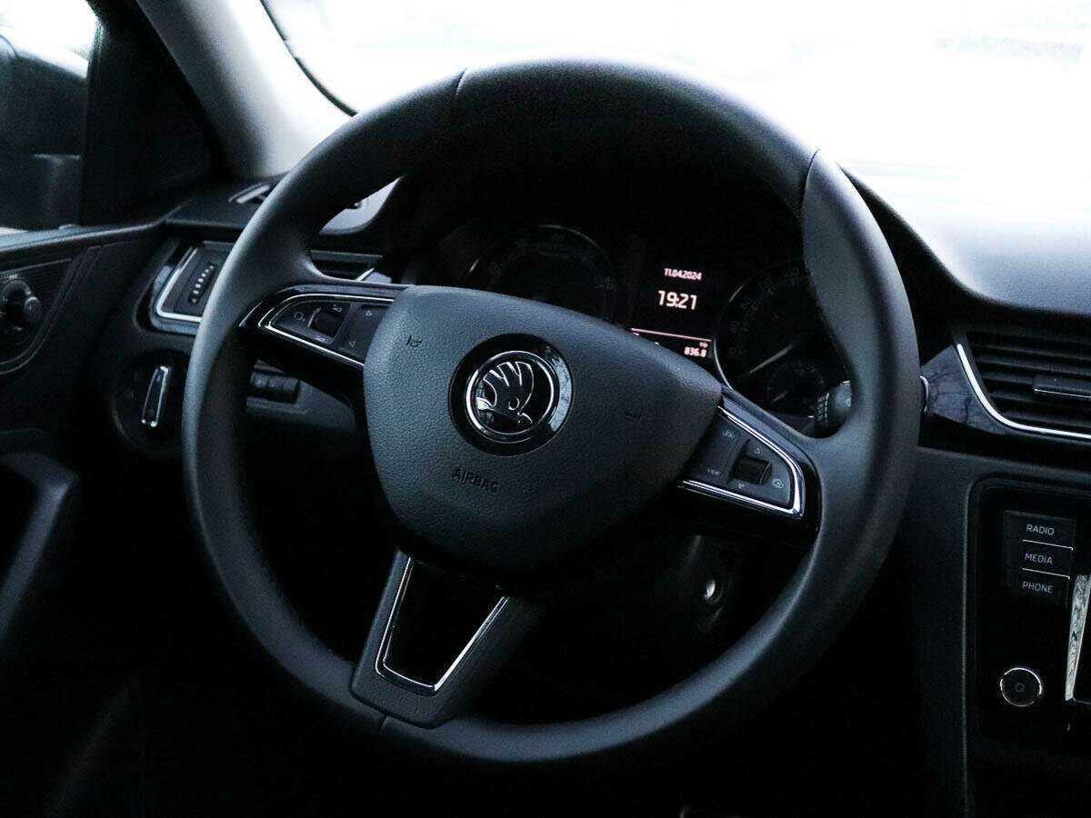 Б/У Шкода Рапид 2019 года. Фото: #11