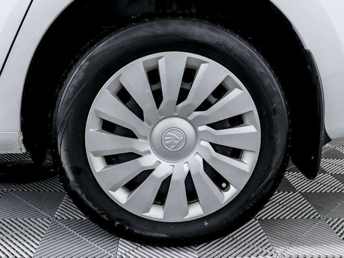 Б/У Шкода Рапид 2020 года. Фото: #10