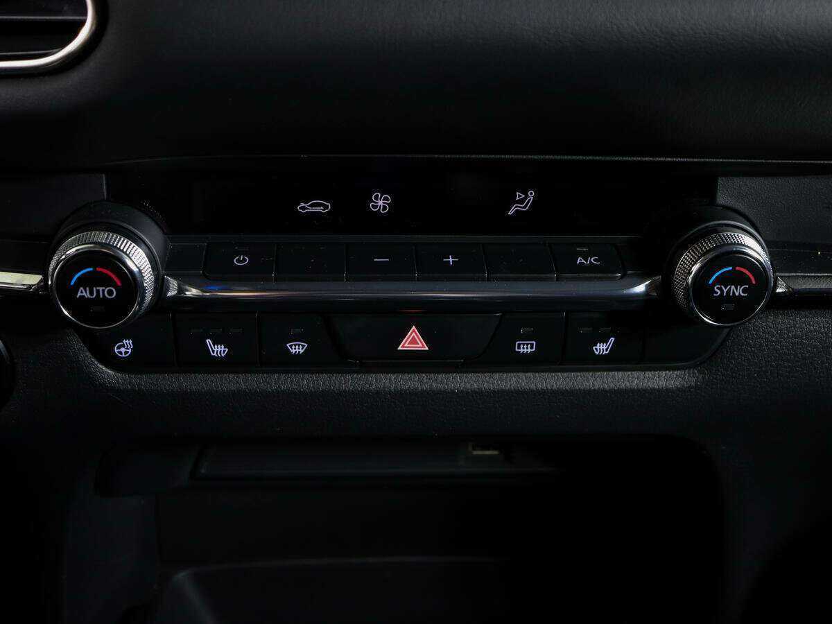 Mazda CX-30 2021 года с пробегом. Фото: #20