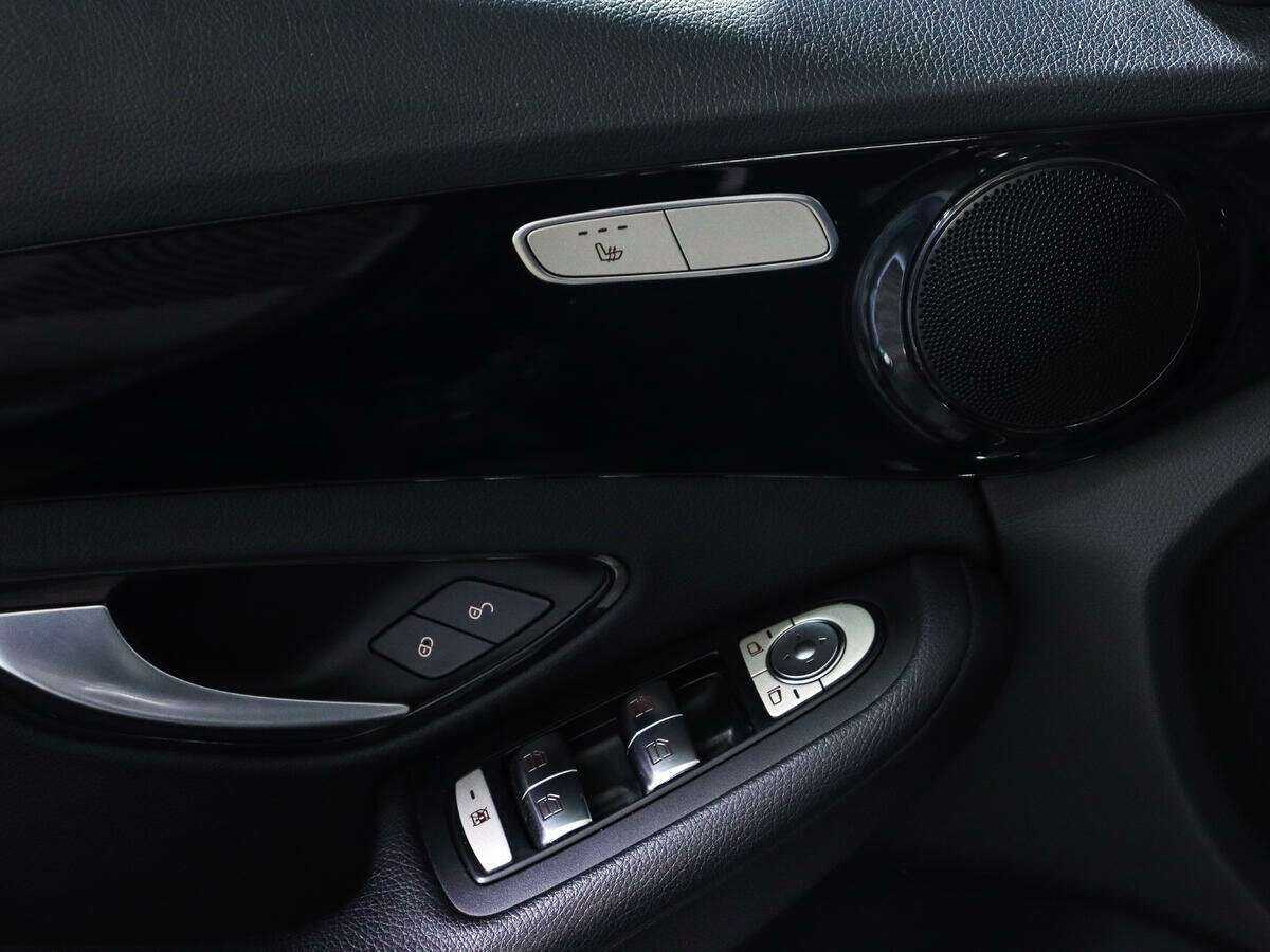Mercedes-Benz C-Класс 2019 года с пробегом. Фото: #20