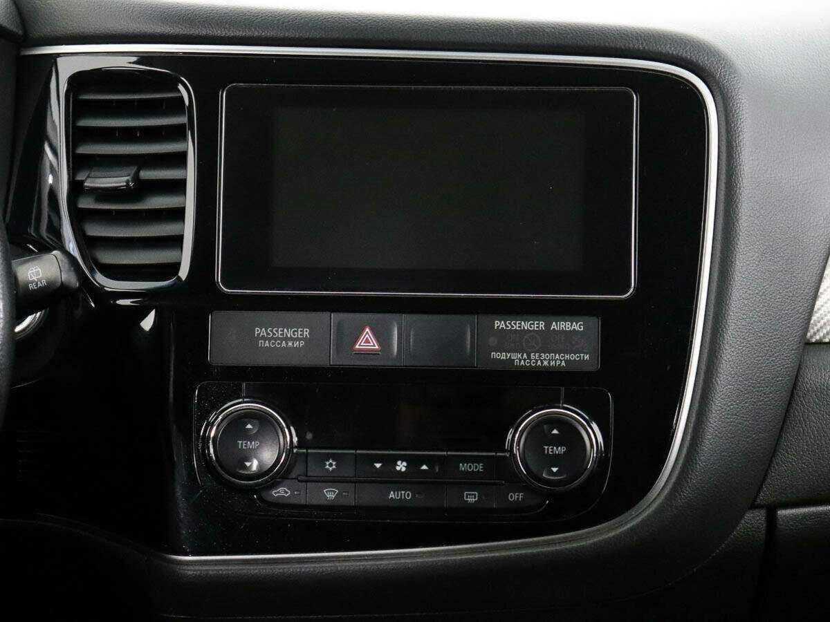 Mitsubishi Outlander 2018 года с пробегом. Фото: #11