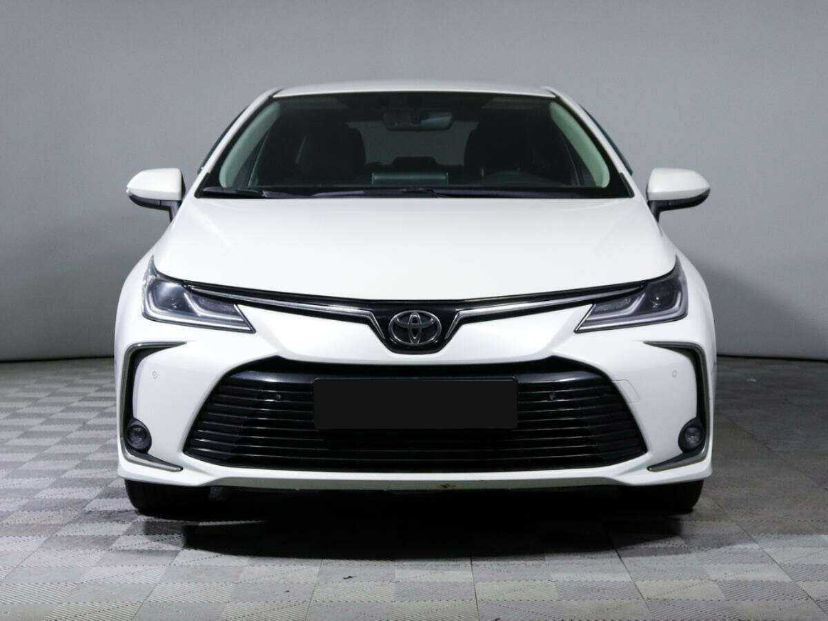 Toyota Corolla 2019 года с пробегом. Фото: #1