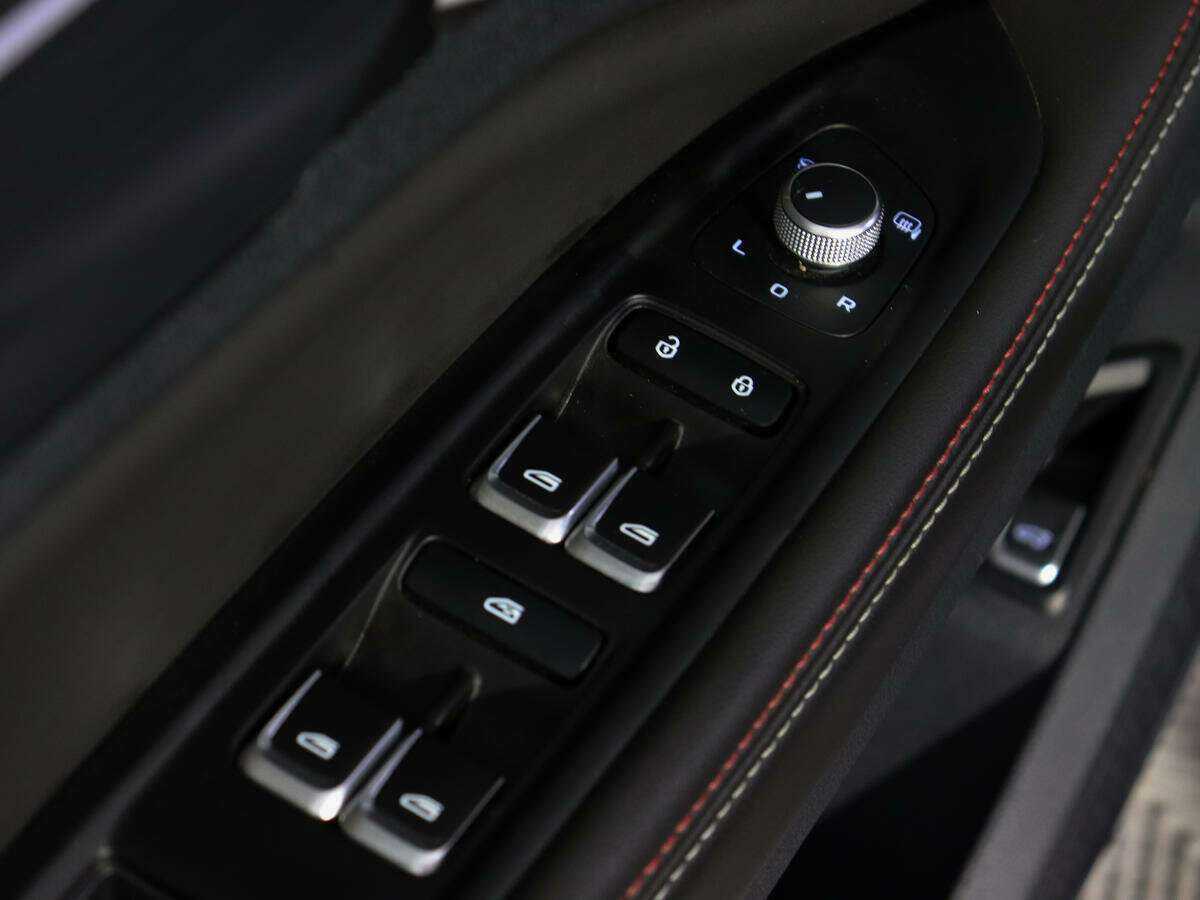 Geely Tugella 2021 года с пробегом. Фото: #17