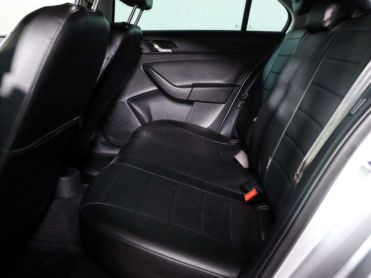 Б/У Шкода Рапид 2016 года. Фото: #8