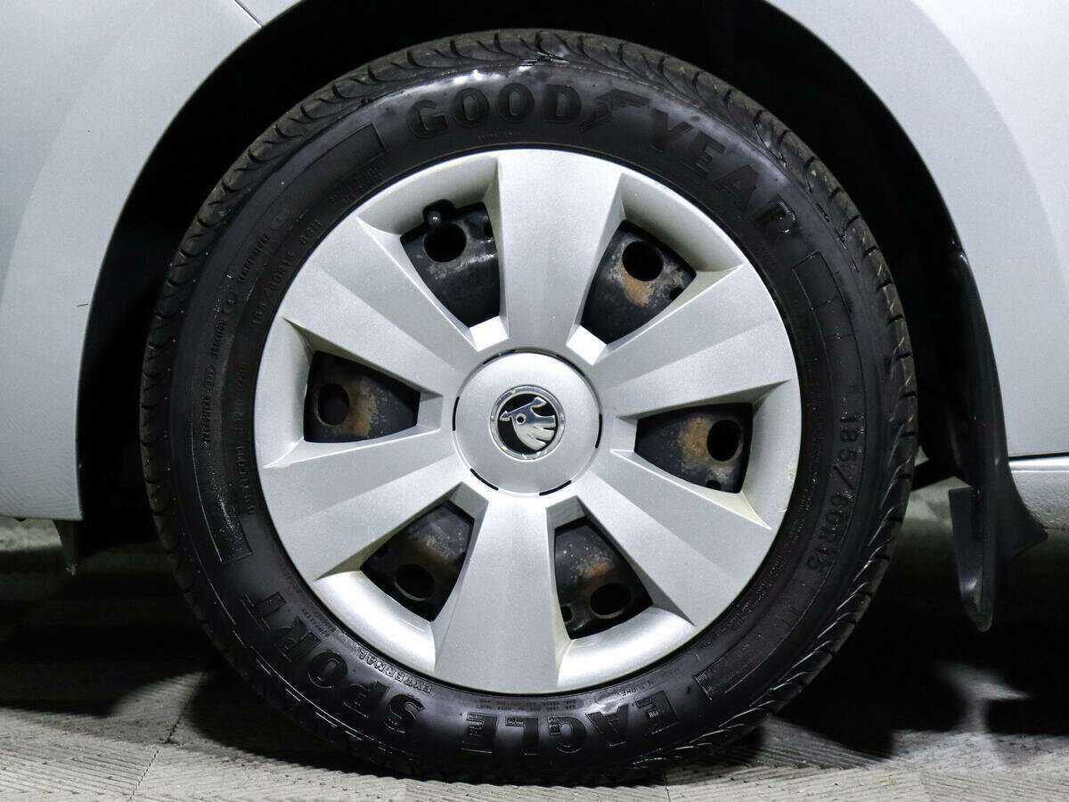 Б/У Шкода Рапид 2016 года. Фото: #16