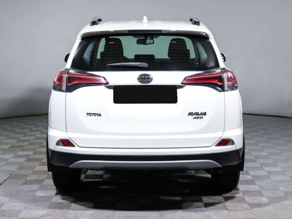 Toyota RAV4 2017 года с пробегом. Фото: #4