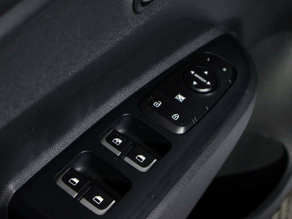 Б/У Киа Рио 2018 года. Фото: #14