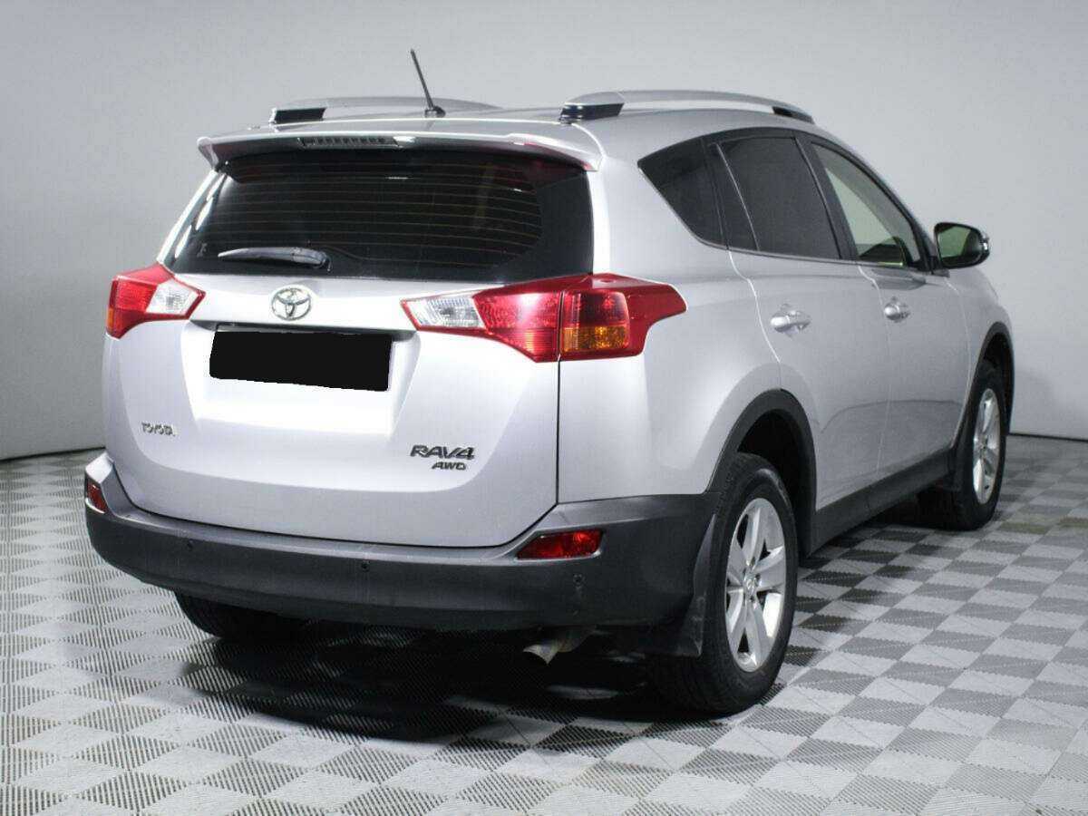 Toyota RAV4 2014 года с пробегом. Фото: #3