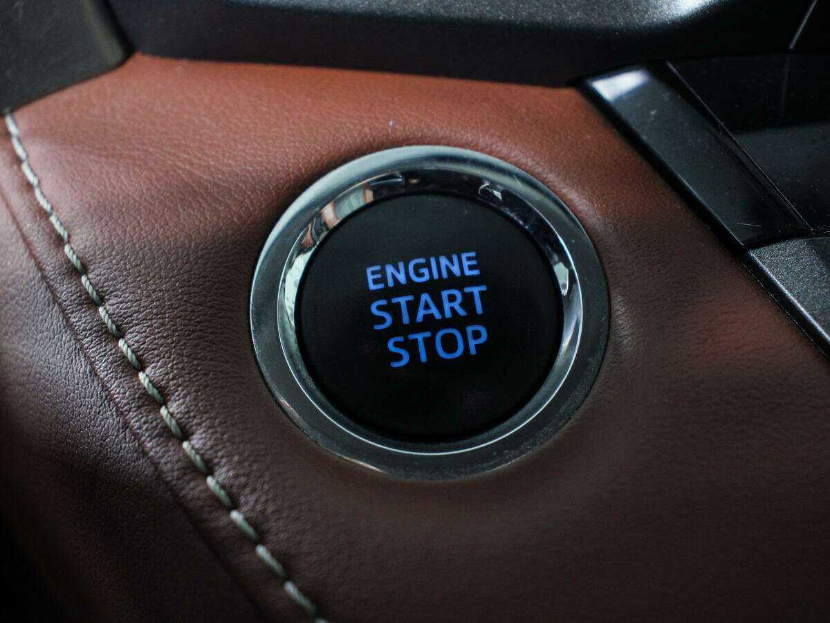 Toyota RAV4 2014 года с пробегом. Фото: #15