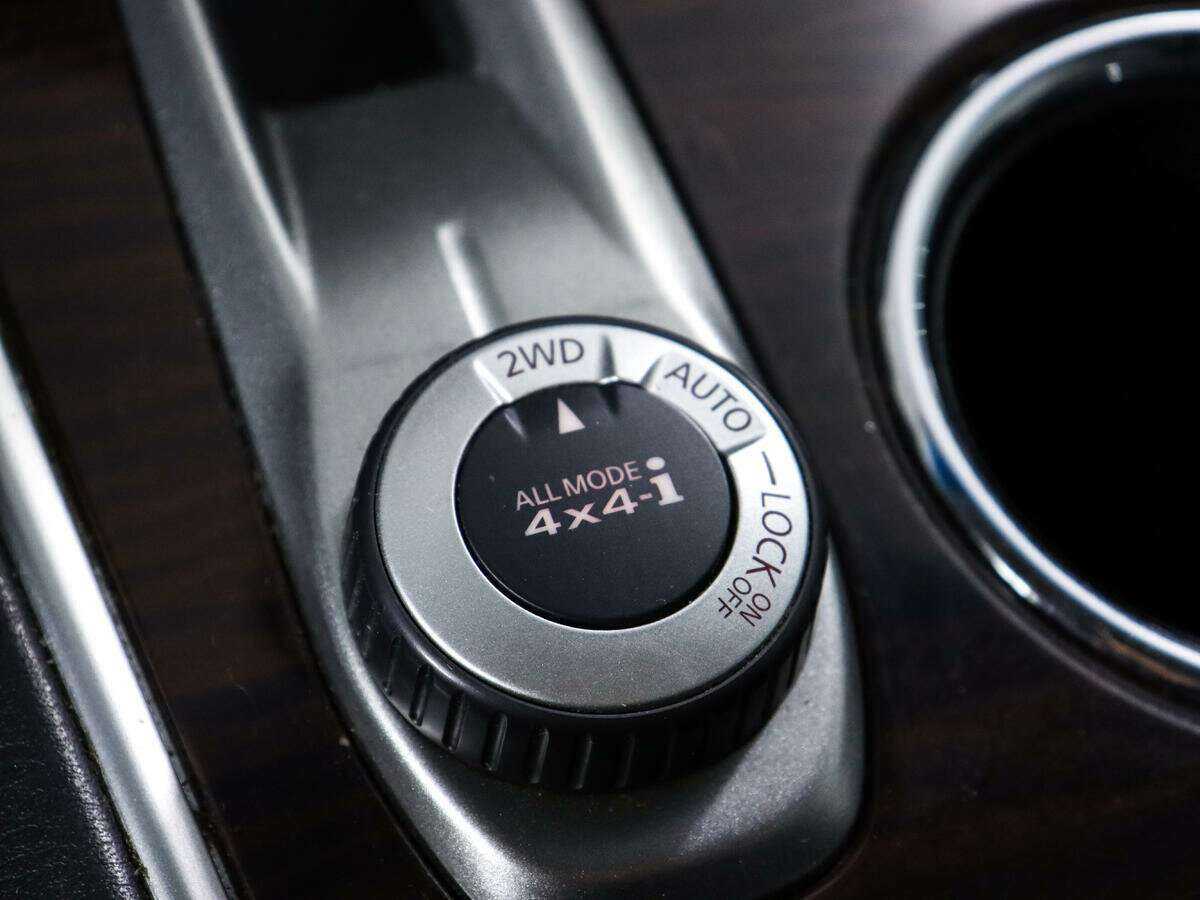 Nissan Pathfinder 2015 года с пробегом. Фото: #15