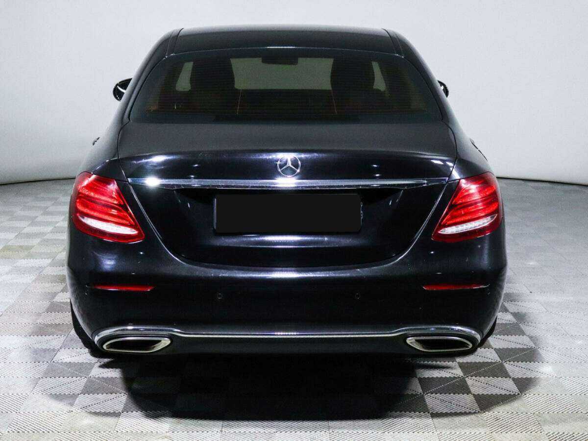 Mercedes-Benz E-Класс 2016 года с пробегом. Фото: #4