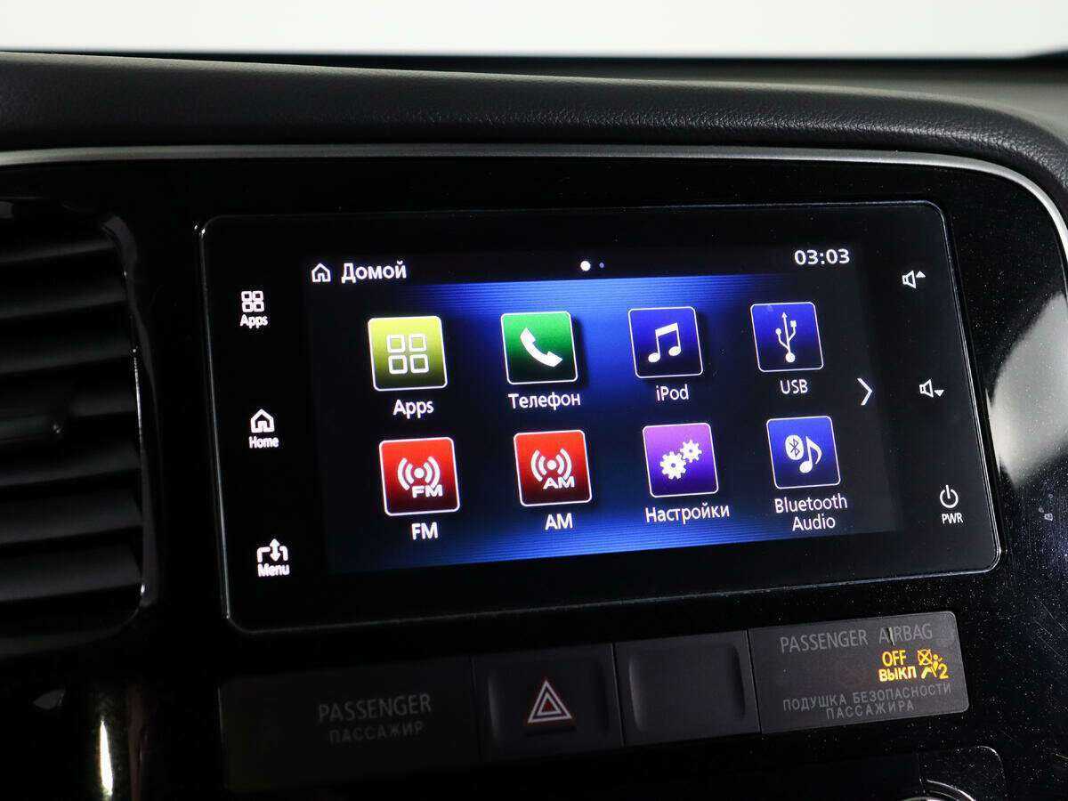 Б/У Митсубиши Оутлэндер 2018 года. Фото: #16