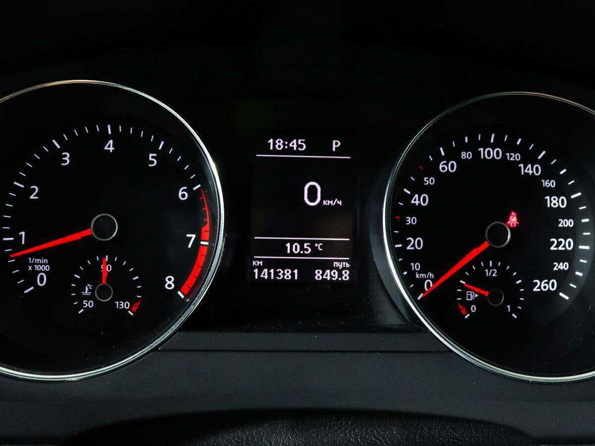 Б/У Фольксваген Джетта 2016 года. Фото: #9