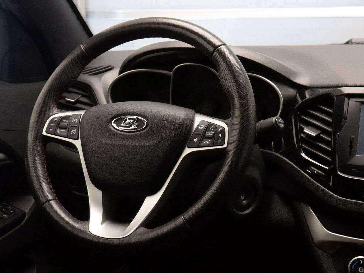 Б/У Лада (ВАЗ) Веста 2020 года. Фото: #9