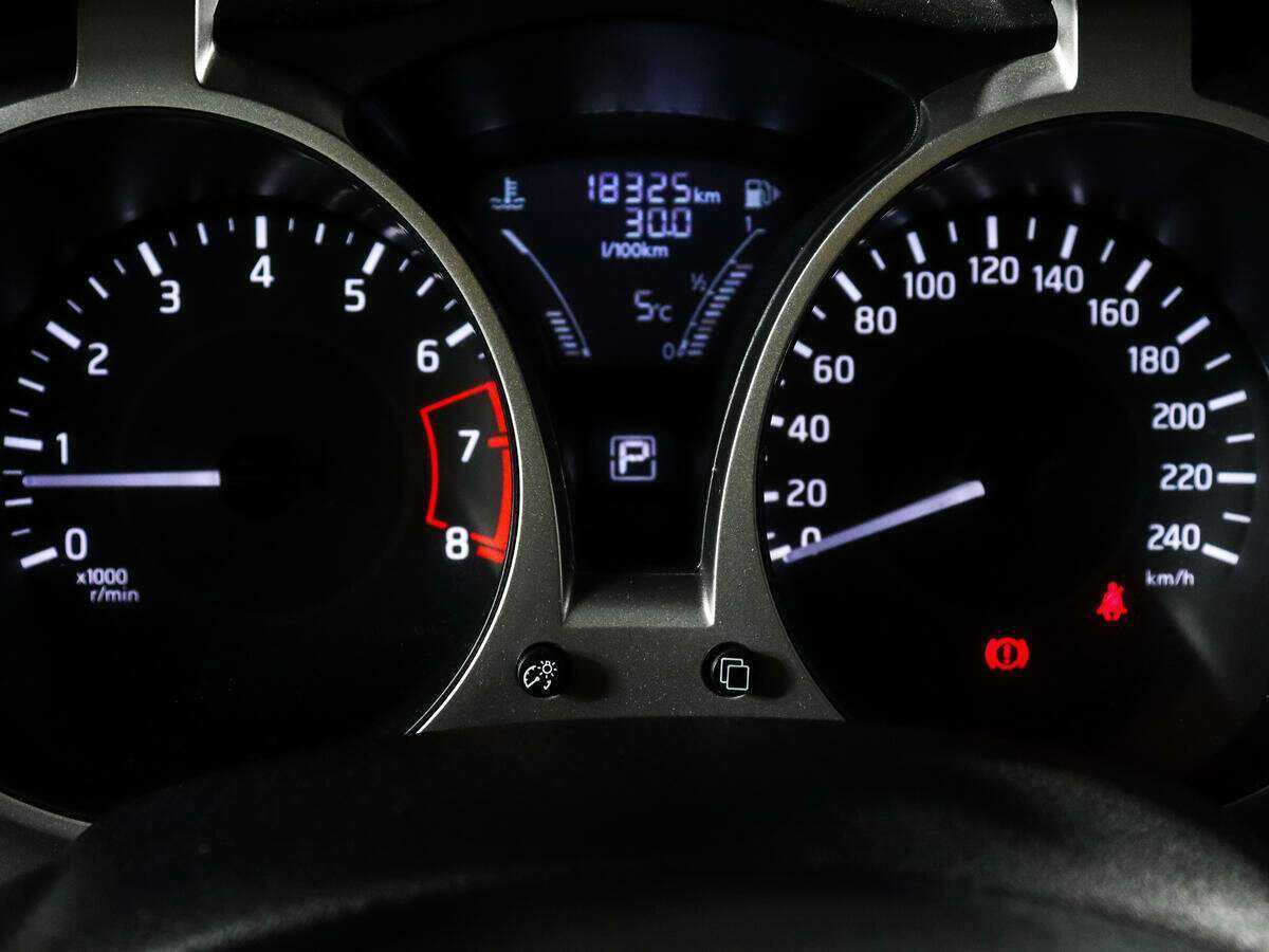 Б/У Ниссан Жук 2018 года. Фото: #9