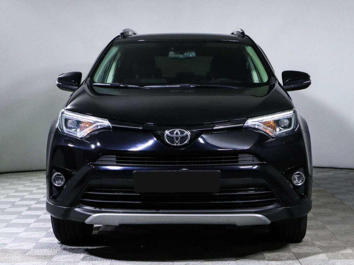Toyota RAV4 2017 года с пробегом. Фото: #1