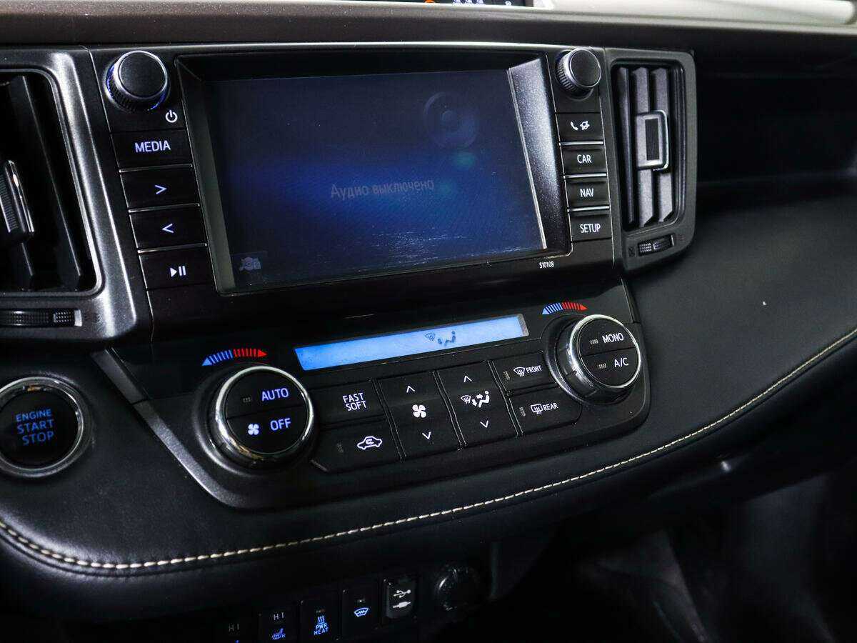 Toyota RAV4 2017 года с пробегом. Фото: #12