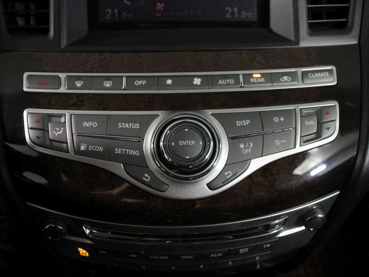 Infiniti QX60 2018 года с пробегом. Фото: #22