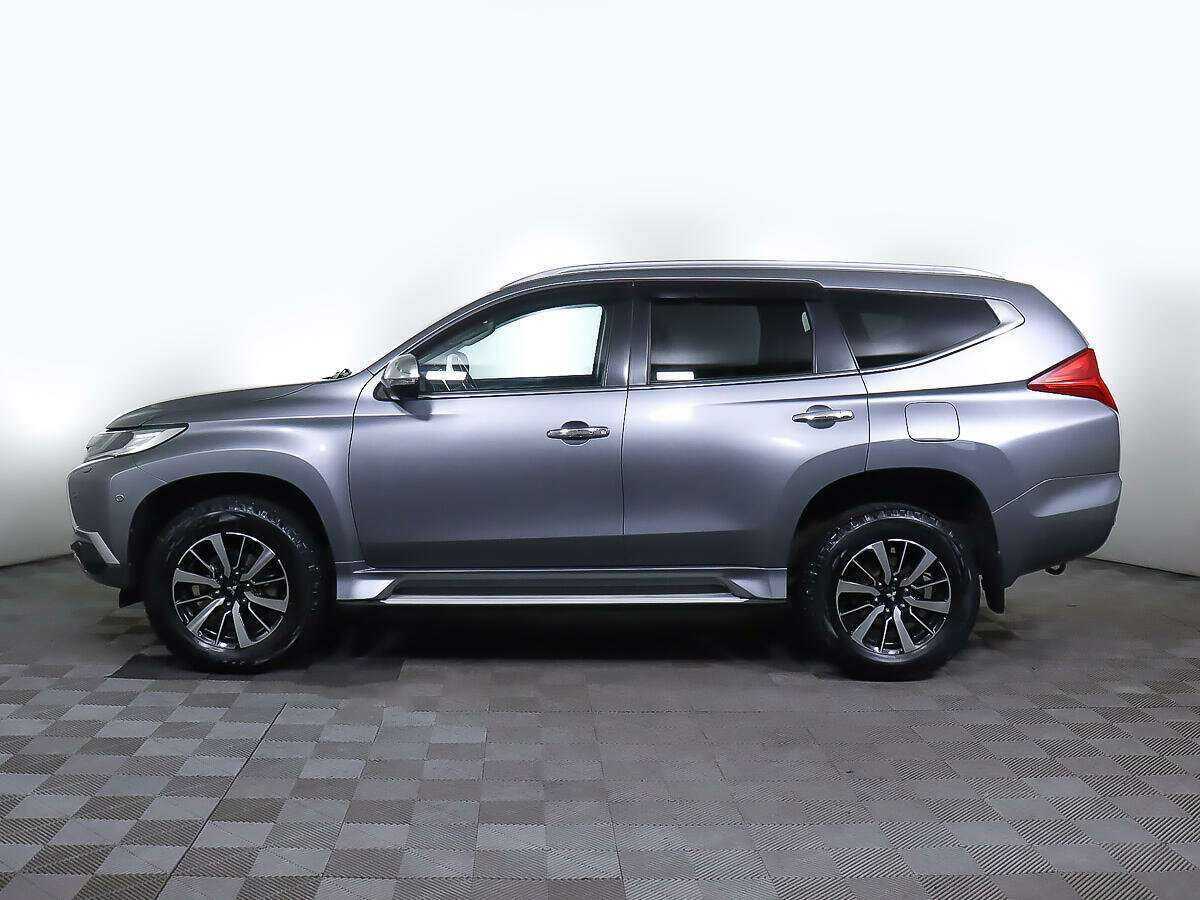 Mitsubishi Pajero Sport 2017 года с пробегом. Фото: #6