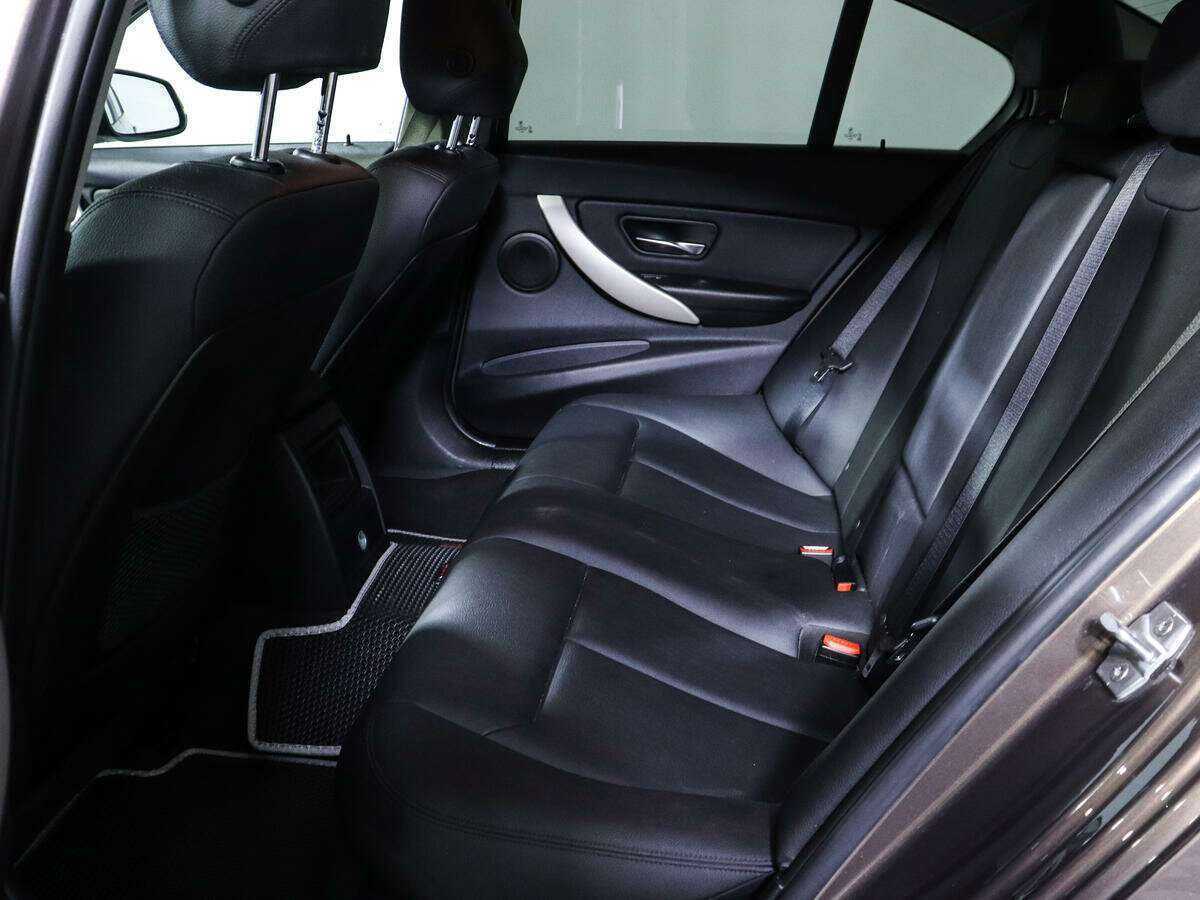 BMW 3 серии 2013 года с пробегом. Фото: #6