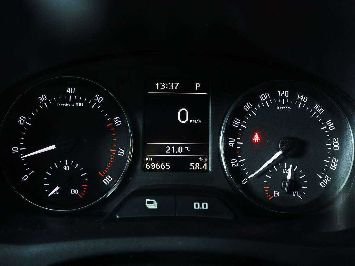 Б/У Шкода Фабия 2012 года. Фото: #10