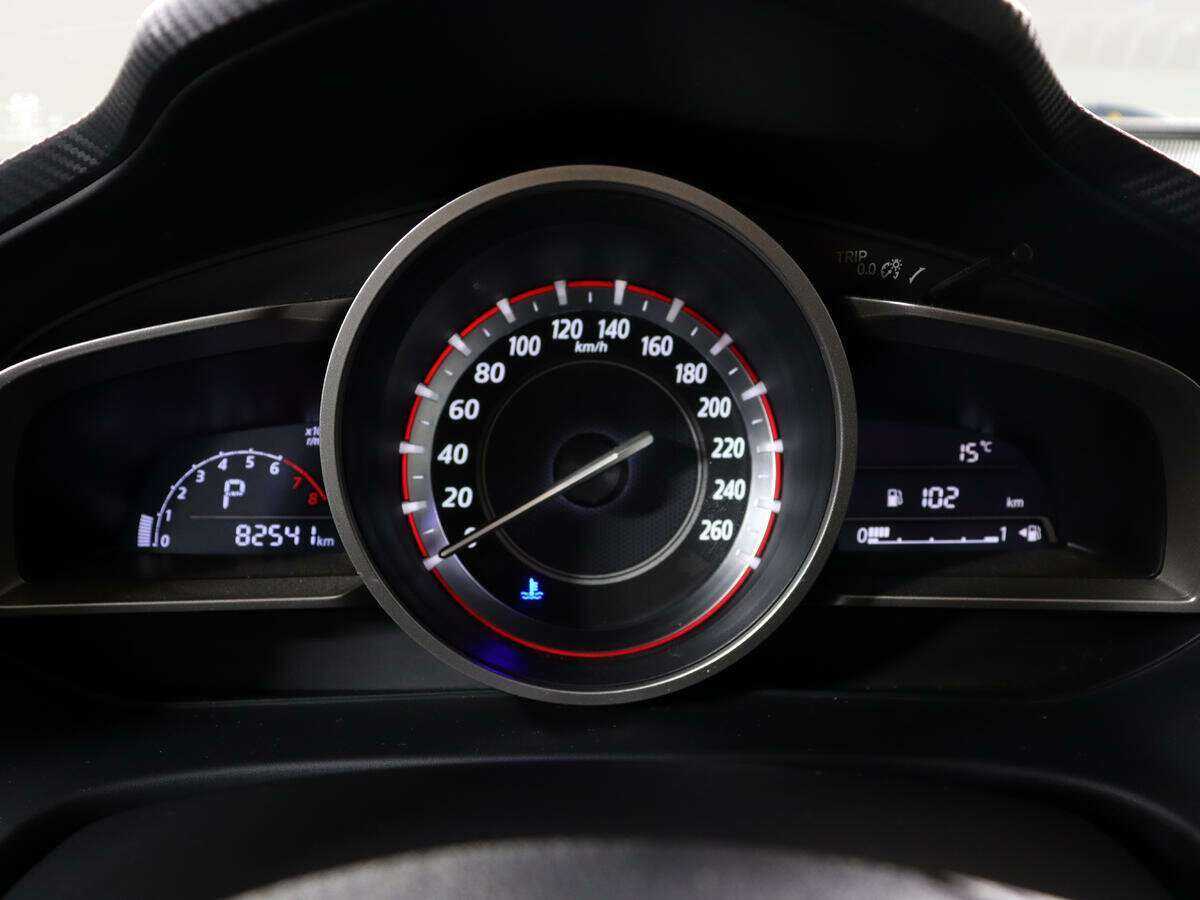 Б/У Мазда 3 2014 года. Фото: #9