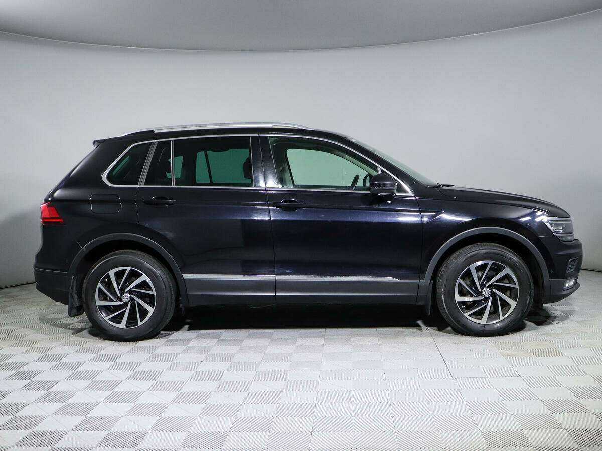 Volkswagen Tiguan 2018 года с пробегом. Фото: #1