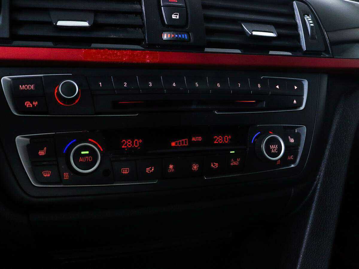 BMW 3 серии 2014 года с пробегом. Фото: #18