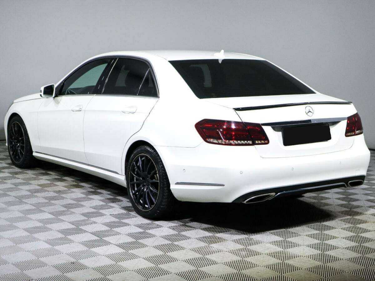 Mercedes-Benz E-Класс 2015 года с пробегом. Фото: #6