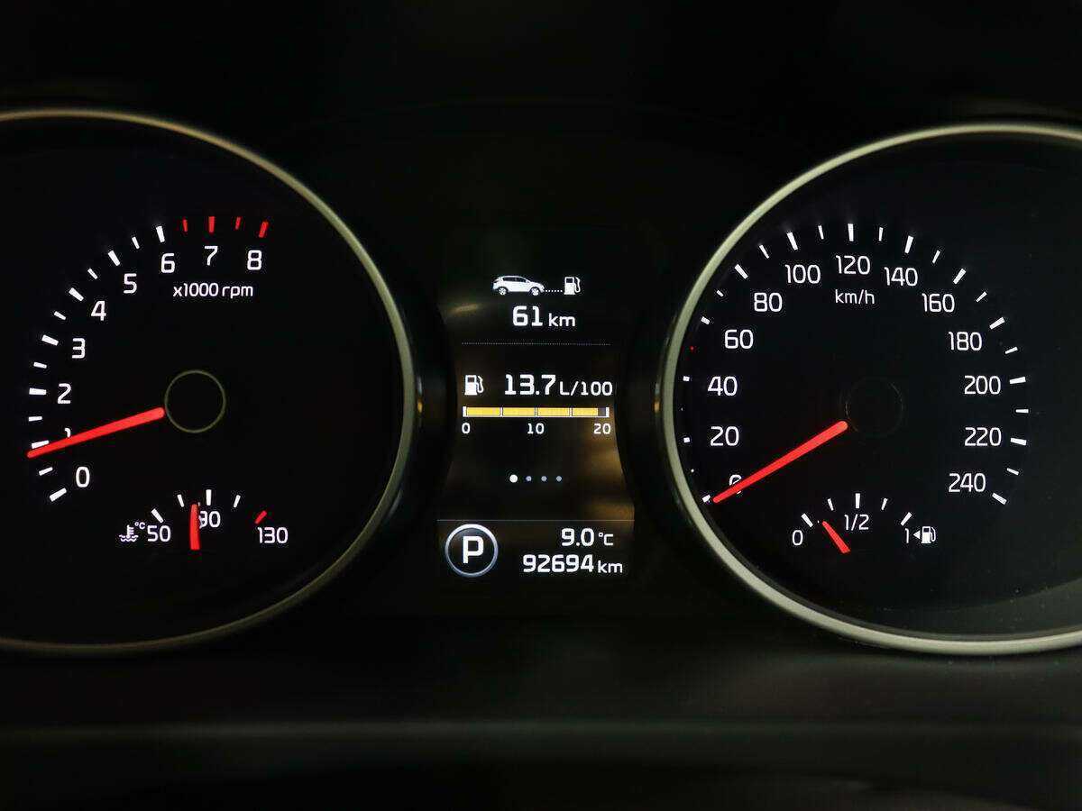 Б/У Киа Спортейдж 2015 года. Фото: #10