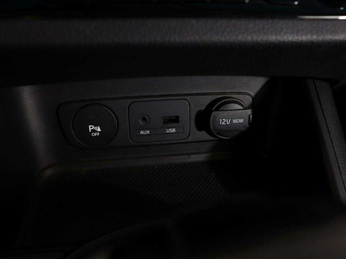 Б/У Киа Спортейдж 2015 года. Фото: #21