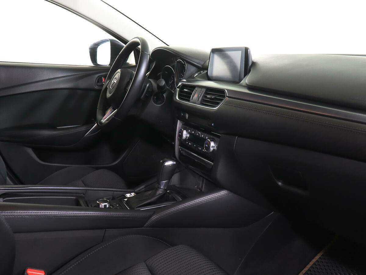 Б/У Мазда 6 2018 года. Фото: #7