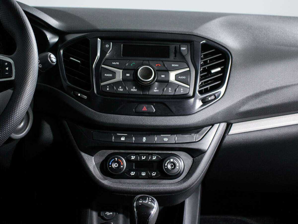 Б/У Лада (ВАЗ) Веста 2019 года. Фото: #9