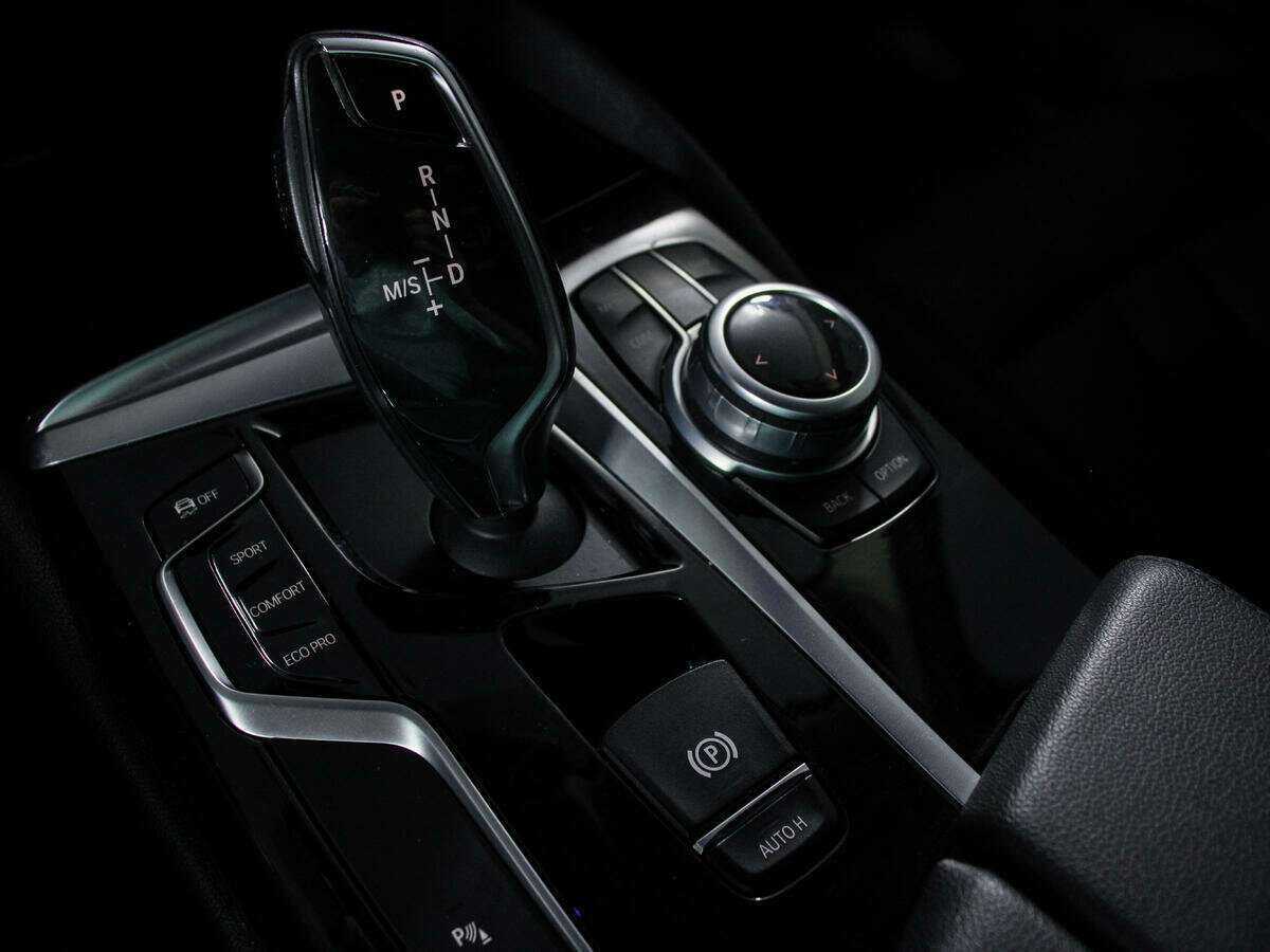 BMW 5 серии 2017 года с пробегом. Фото: #17