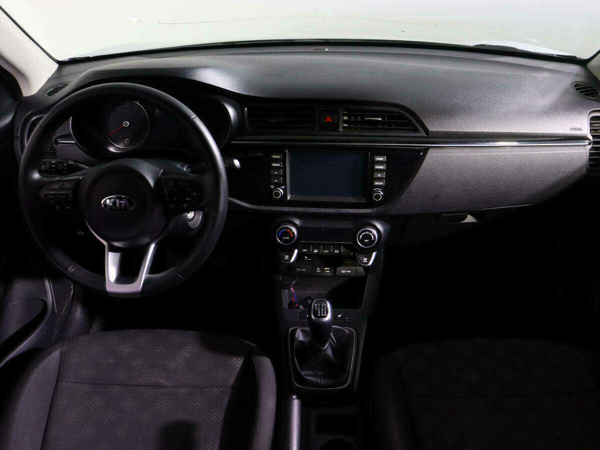 Б/У Киа Рио 2018 года. Фото: #10