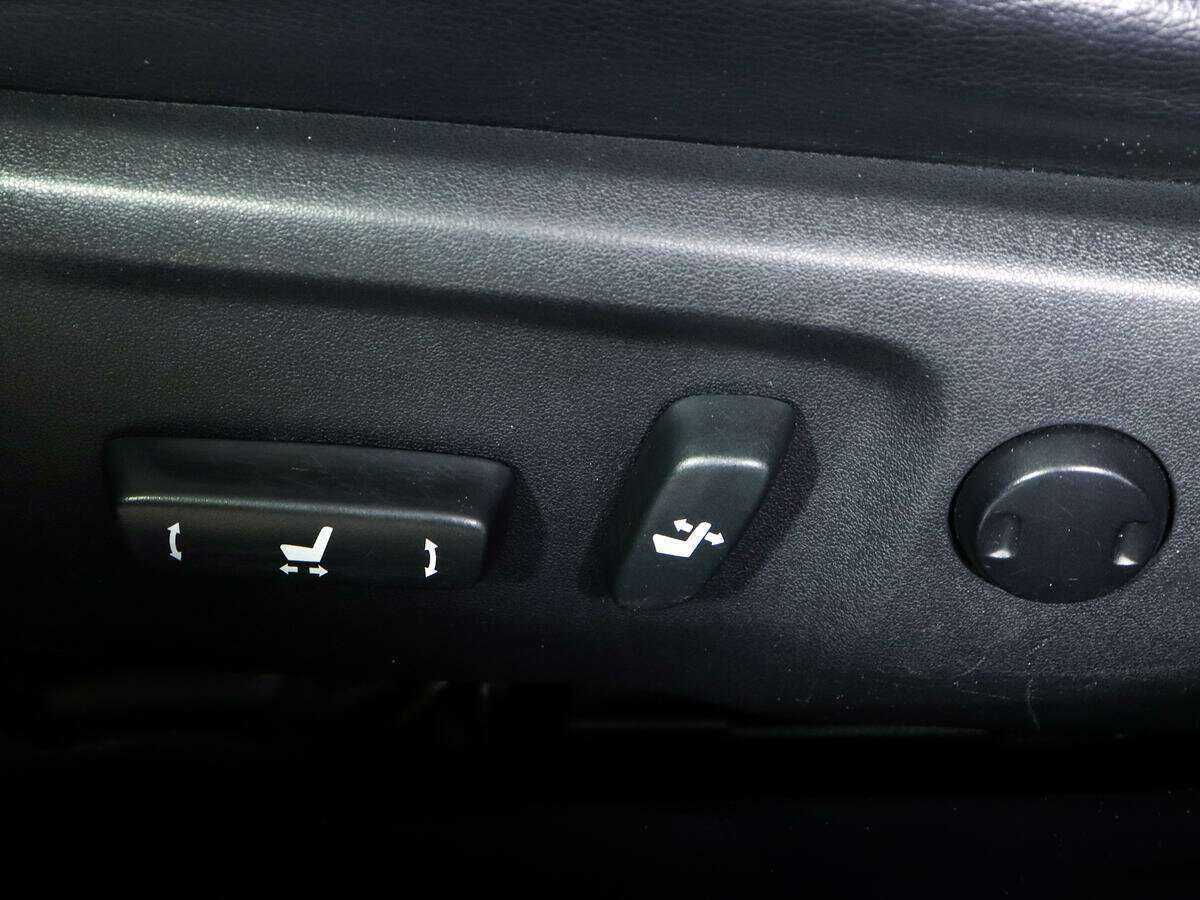 Б/У Тойота Камри 2012 года. Фото: #18