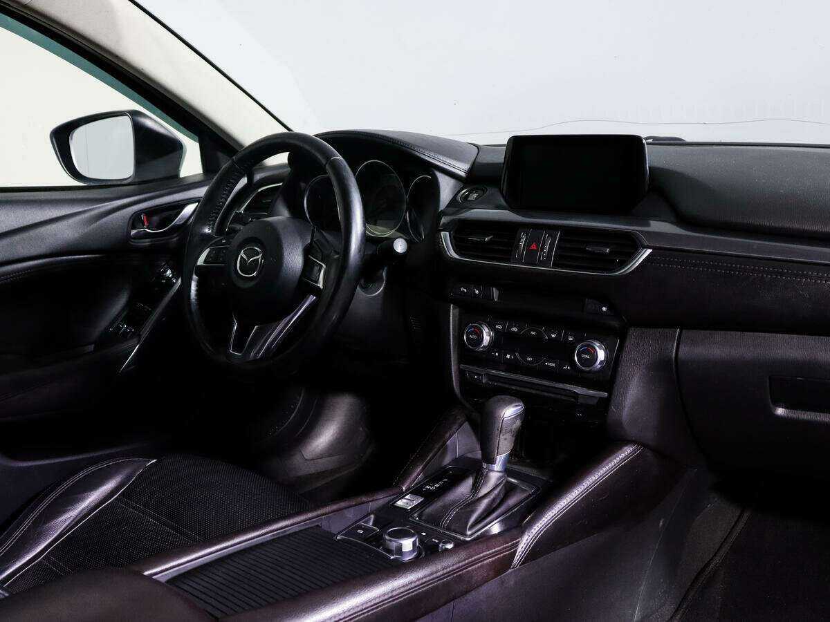 Б/У Мазда 6 2016 года. Фото: #6