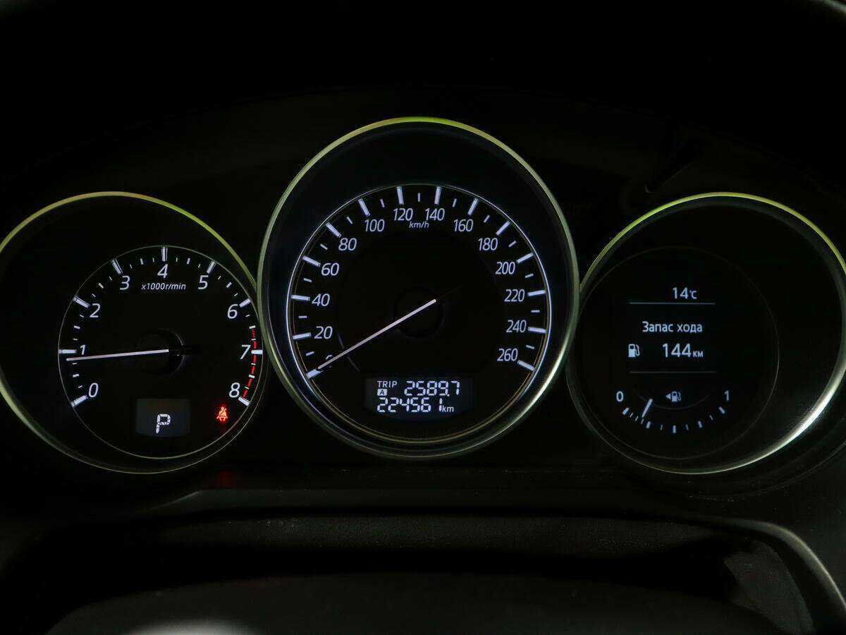 Б/У Мазда 6 2016 года. Фото: #8