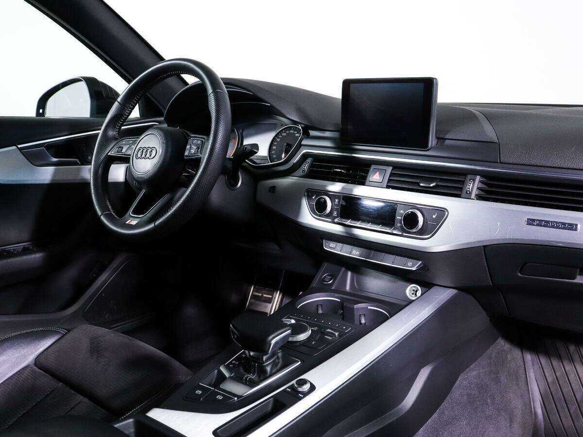 Audi A4 2017 года с пробегом. Фото: #5