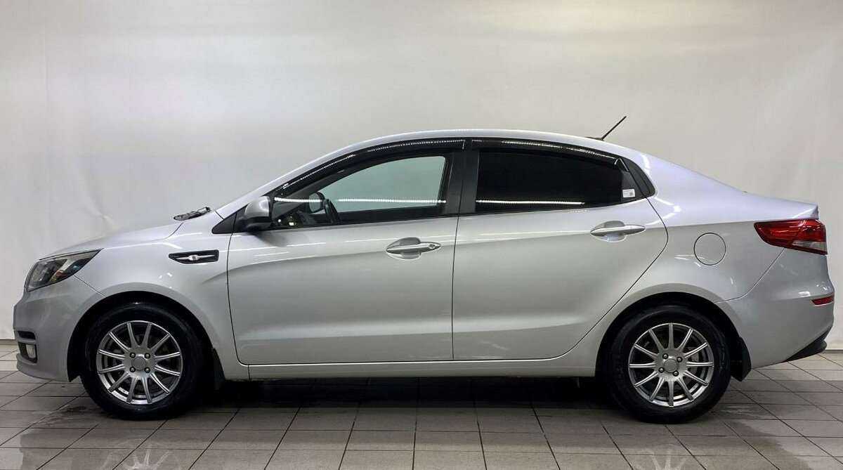 Б/У Киа Рио 2017 года. Фото: #4