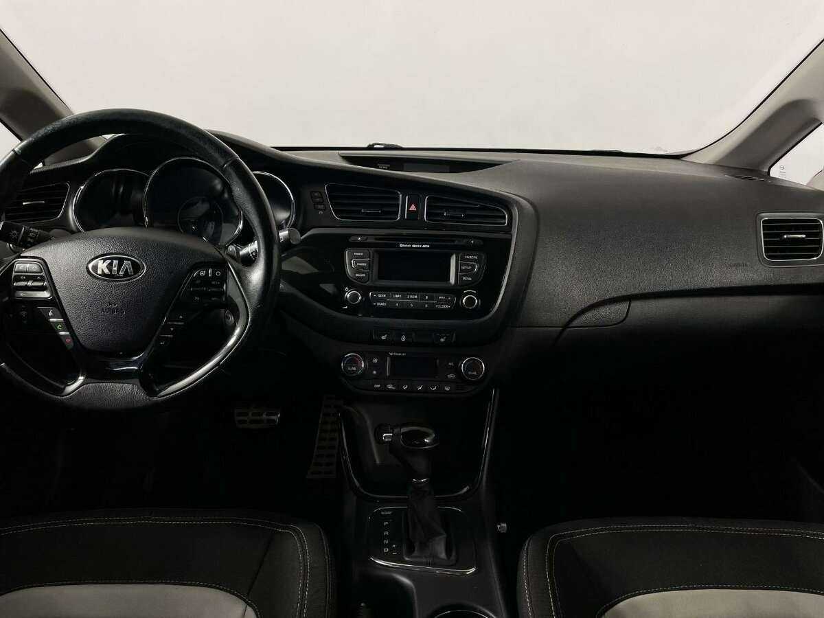 Б/У Киа Сид 2013 года. Фото: #6