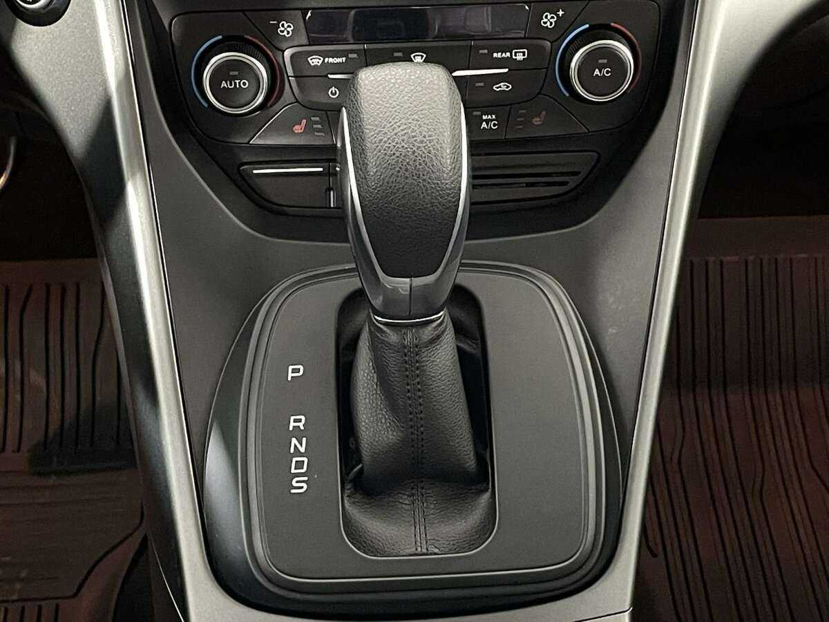 Б/У Форд Куга 2017 года. Фото: #12