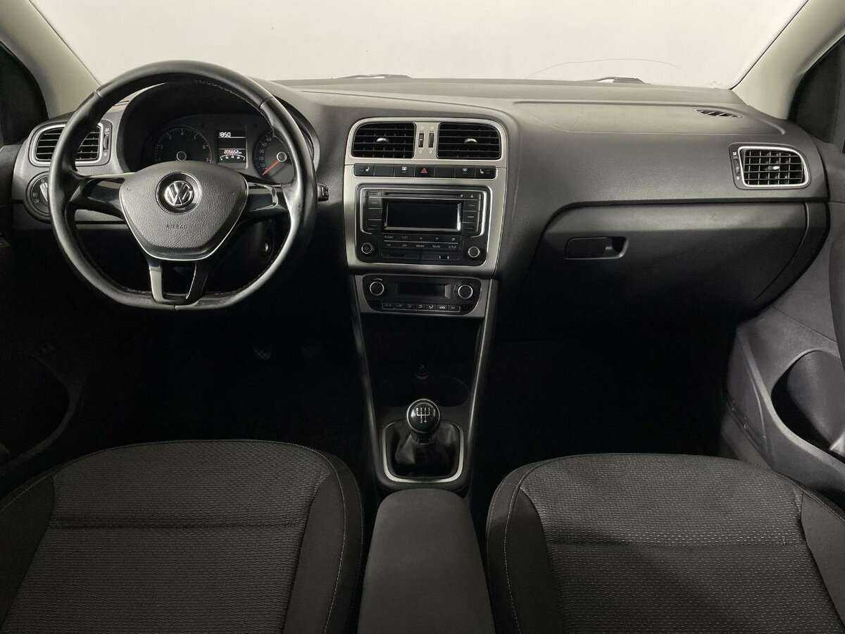 Б/У Фольксваген Поло 2015 года. Фото: #5