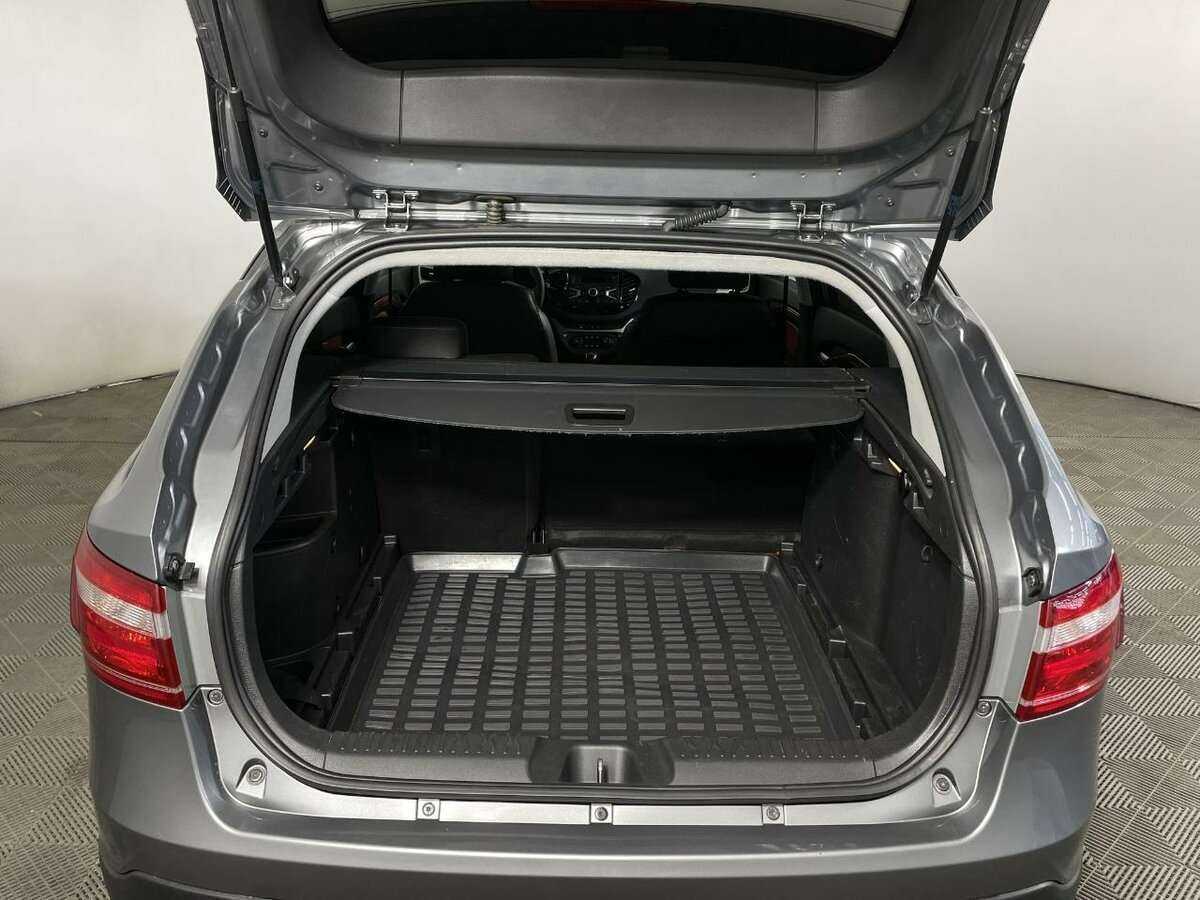 Б/У Лада (ВАЗ) Веста 2019 года. Фото: #16