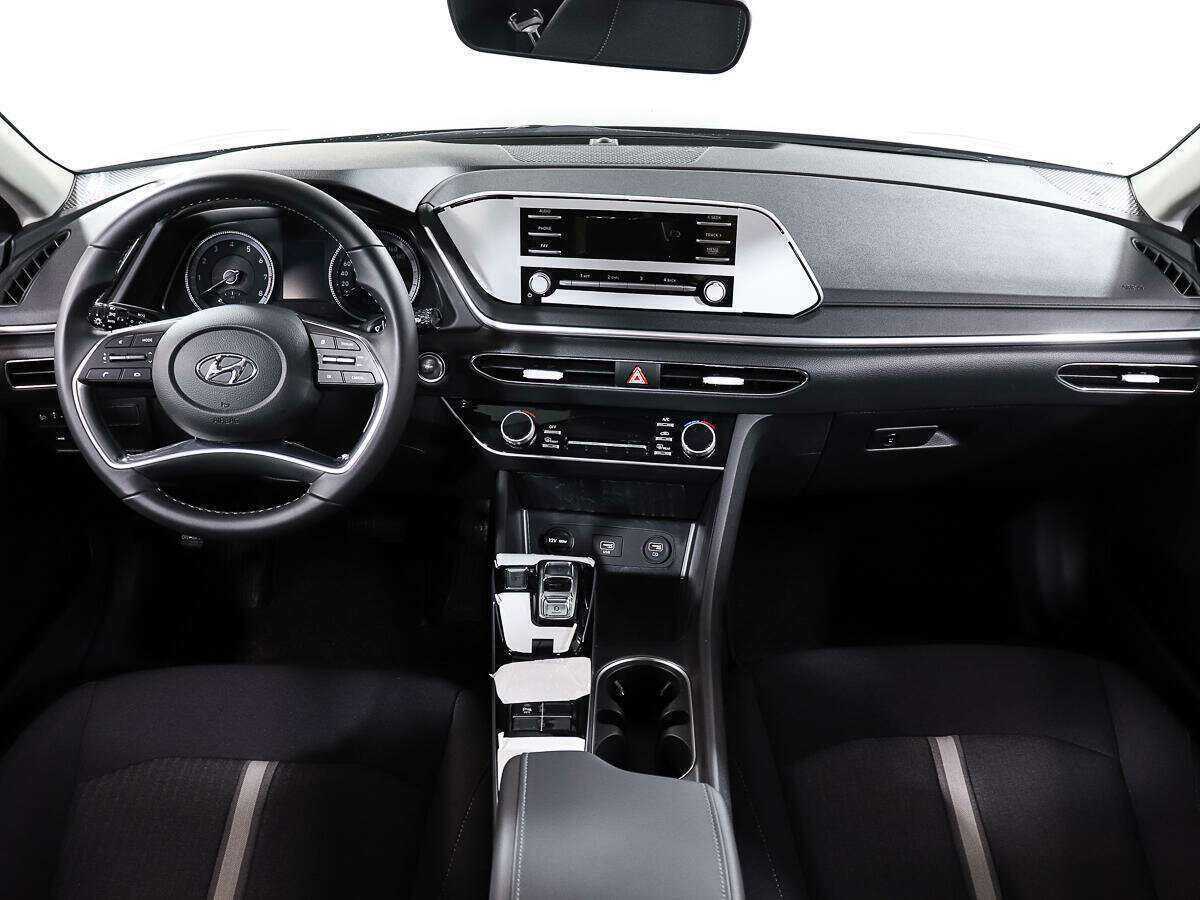 Hyundai Sonata 2023 года с пробегом. Фото: #11